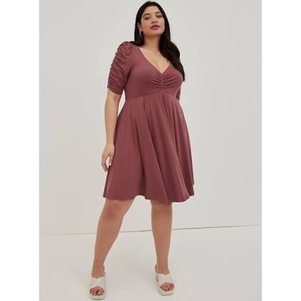 Torrid Rosewood Pink Ruched Puff Sleeve V-Neck Empire Waist Mini Dress Size 4 4X